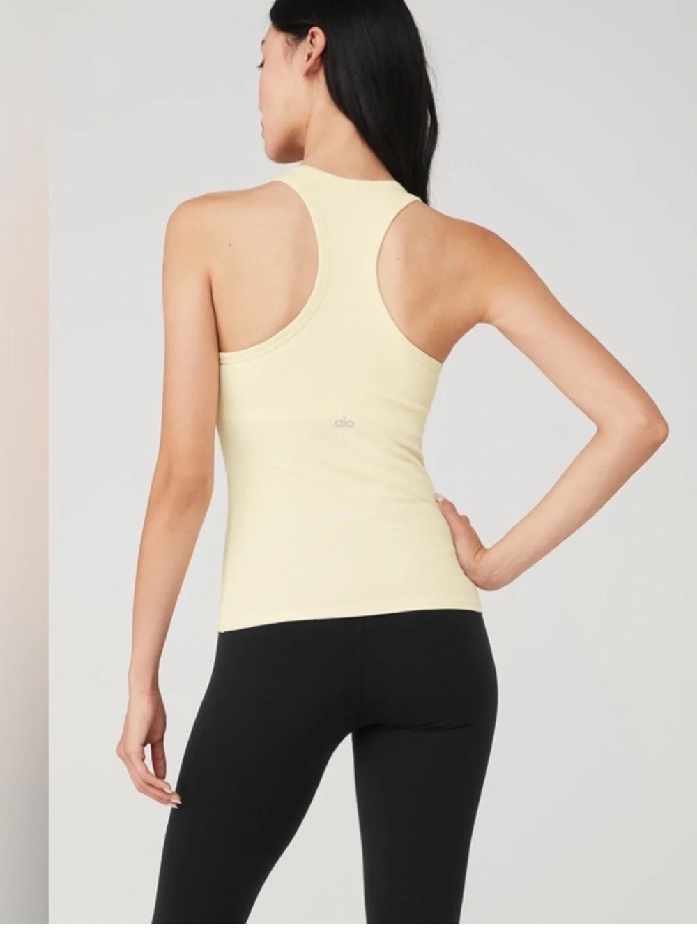 ALO Yoga Sleeveless Ribbed Tank Top - Cream - Picture 3 of 10